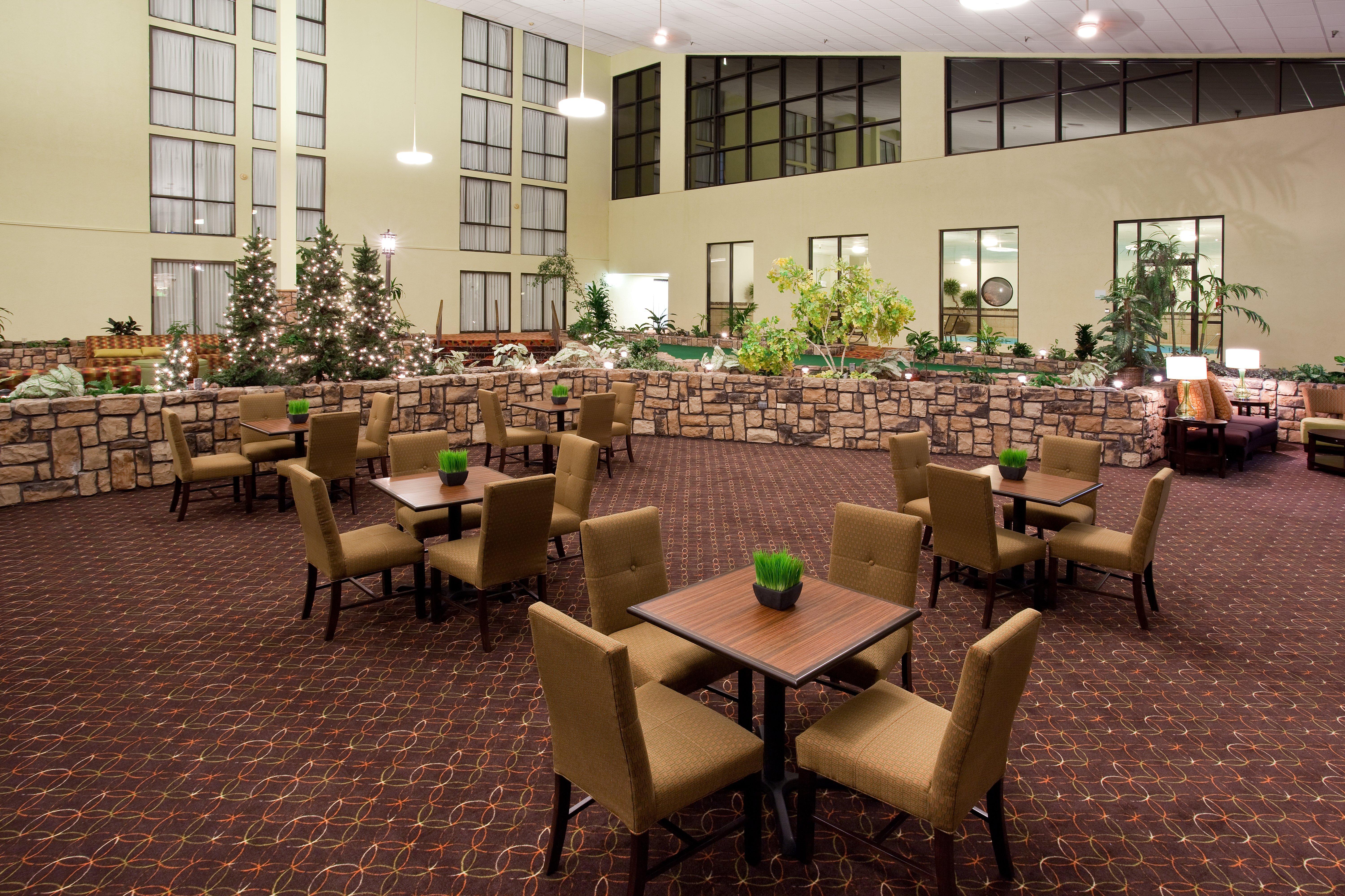 Ramada Plaza By Wyndham Sheridan Hotel & Convention Center Екстер'єр фото